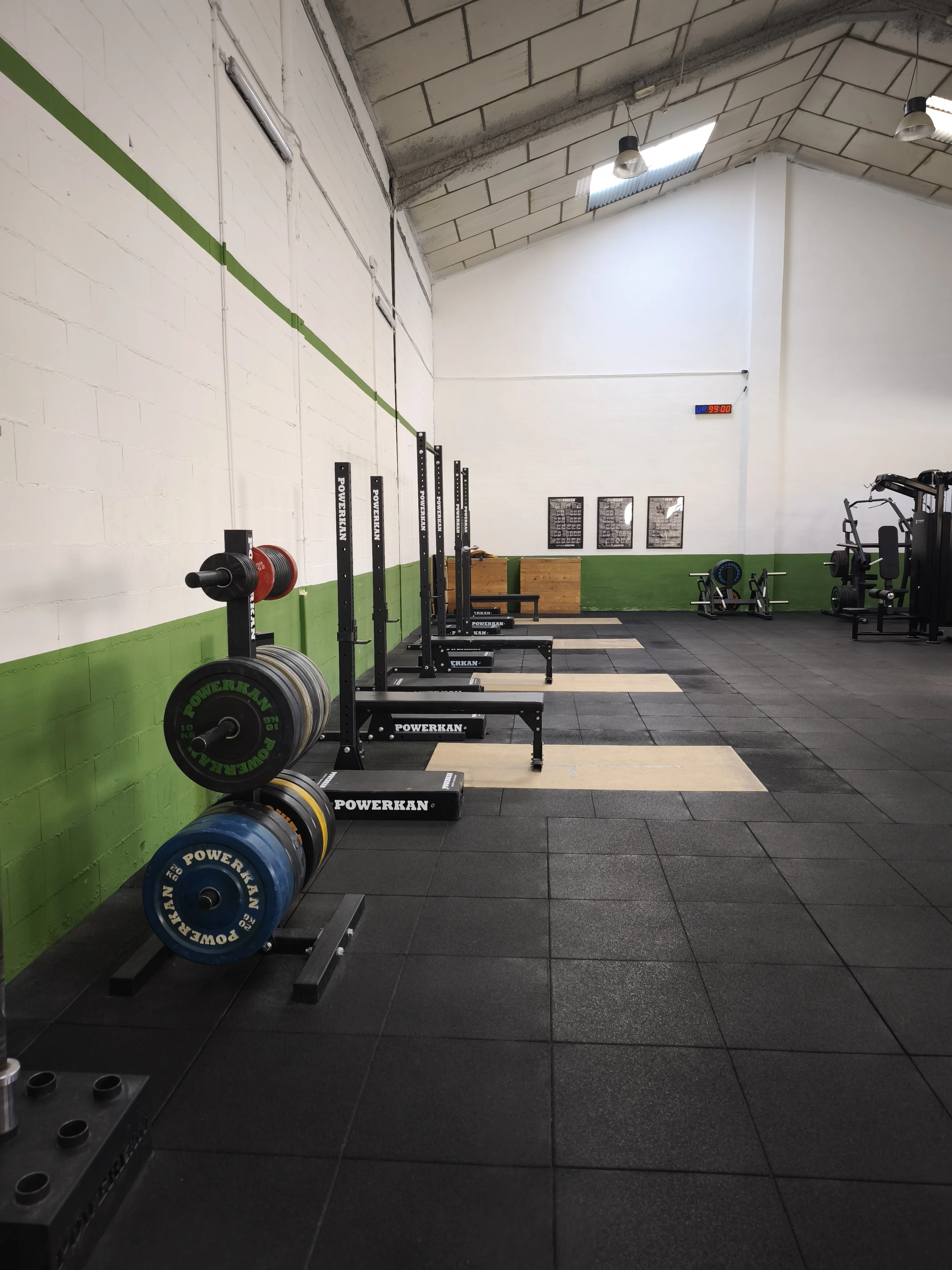 Instalaciones de ENTRENEMOS en San Martín de la Vega - Fotos Box 01